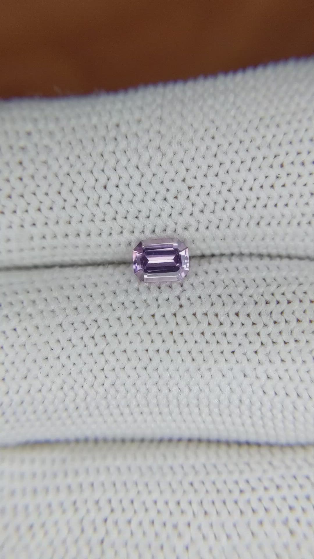 0.45 Ct. Spinel from Ceylon (Sri Lanka) Size Video
