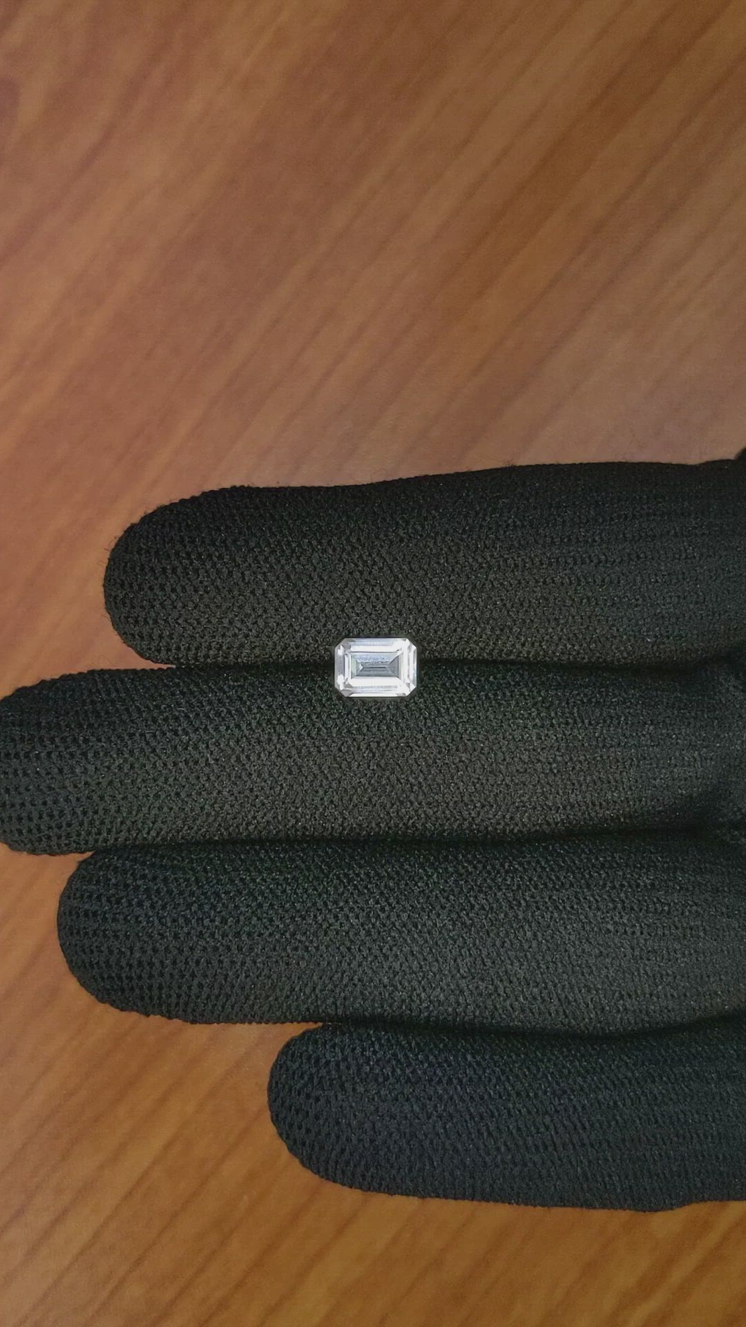 1.19 Ct. Zircon from Ceylon (Sri Lanka) Size Video