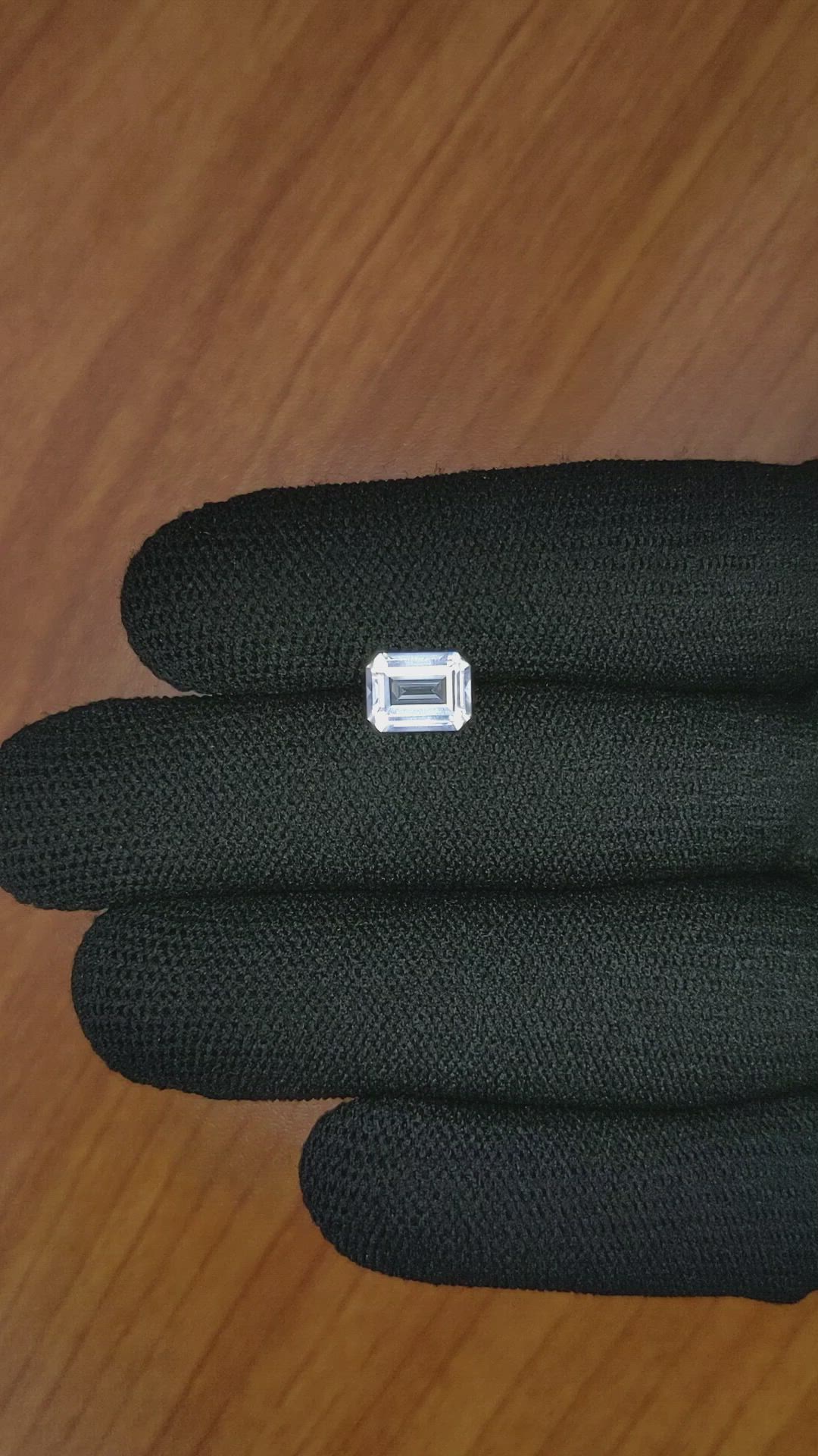 1.90 Ct. Zircon from Ceylon (Sri Lanka) Size Video