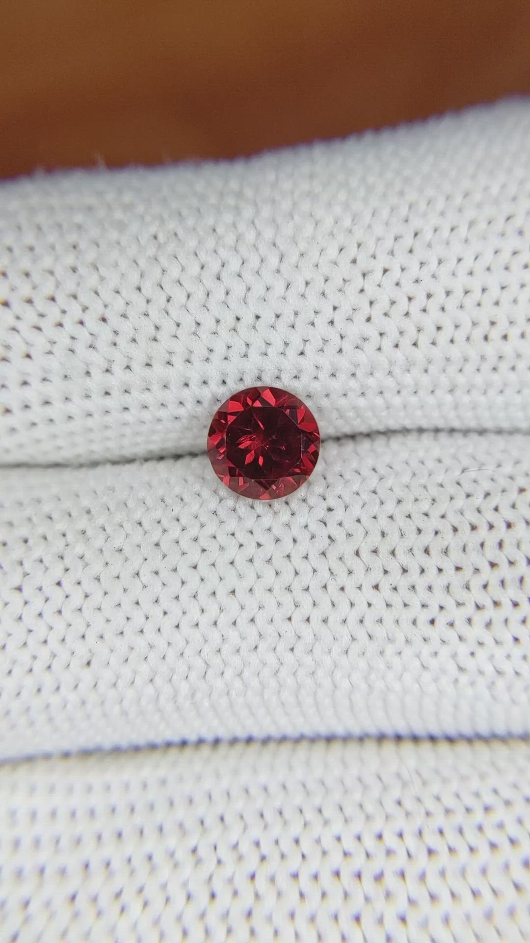 1.02 Ct. Garnet from Ceylon (Sri Lanka) Size Video