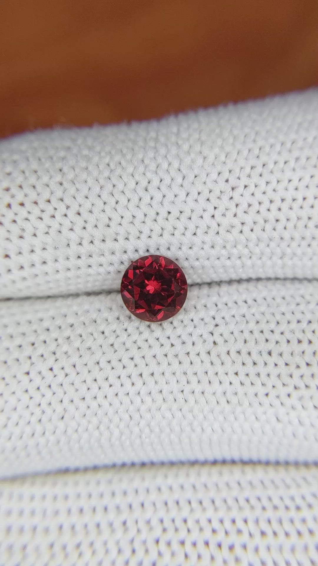 1.06 Ct. Garnet from Ceylon (Sri Lanka) Size Video