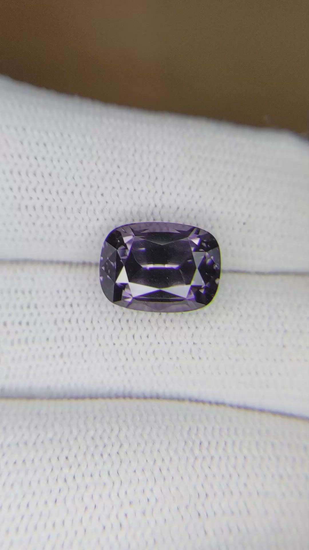 5.62 Ct. Spinel from Ceylon (Sri Lanka) Size Video