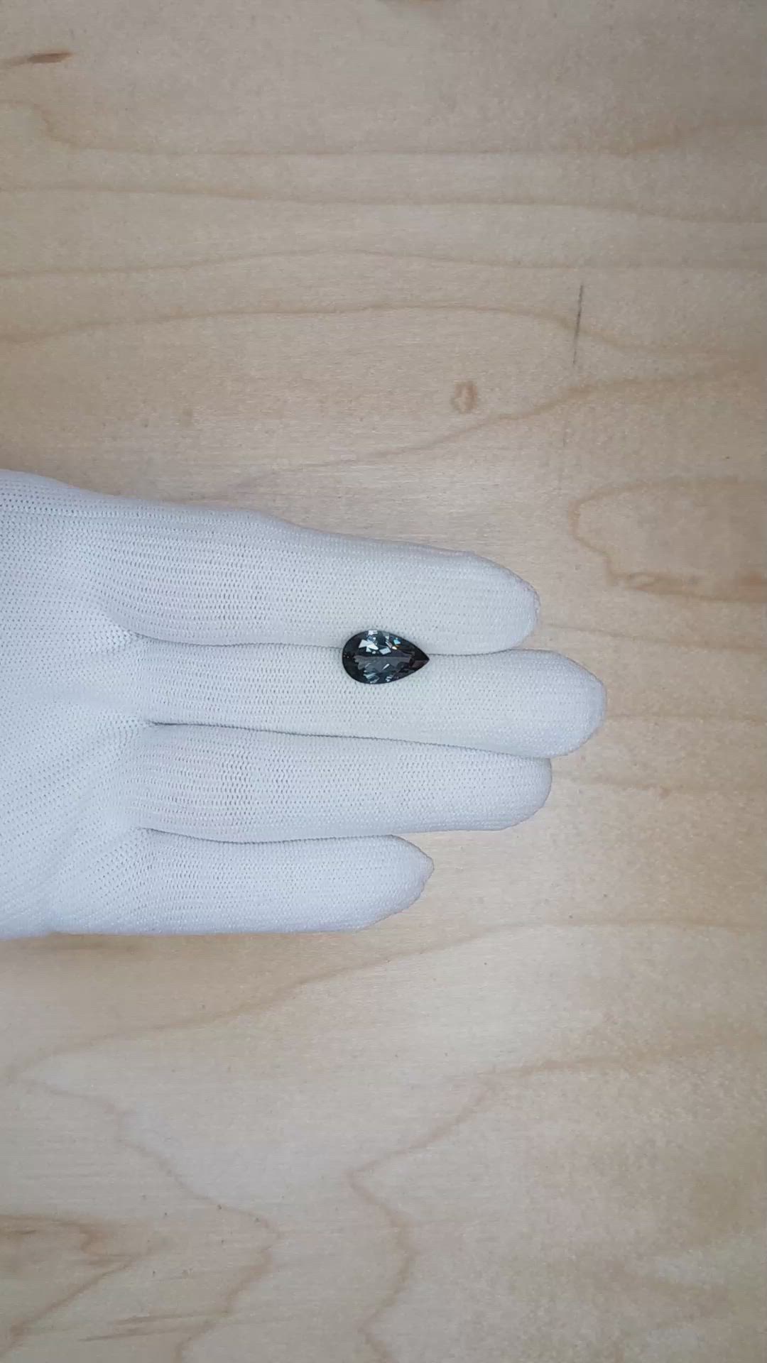 3.65 Ct. Spinel from Ceylon (Sri Lanka) Size Video