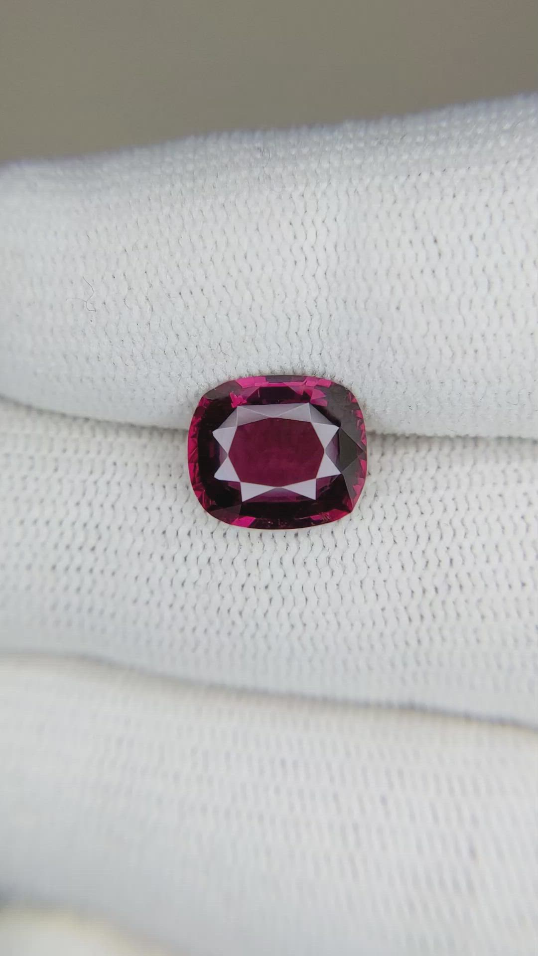 3.22 Ct. Garnet from Ceylon (Sri Lanka) Size Video