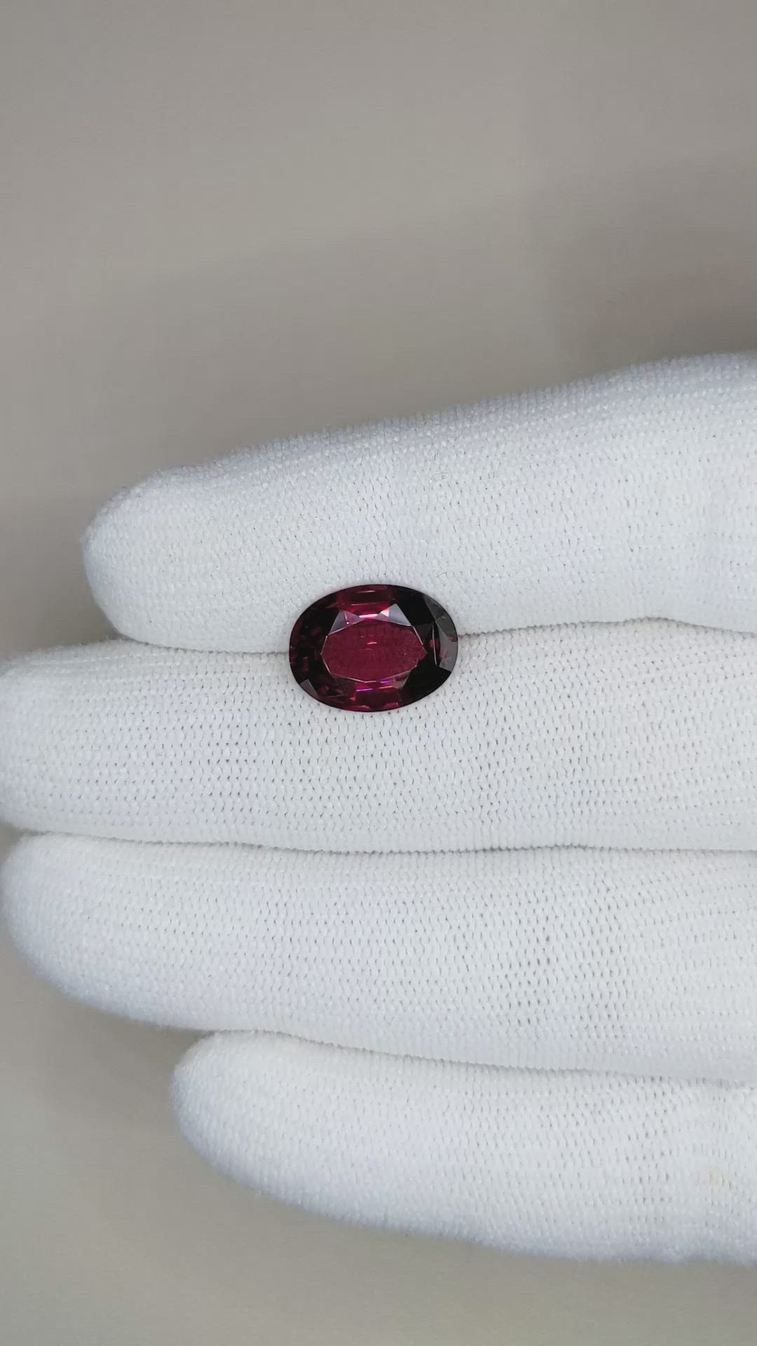 5.12 Ct. Garnet from Ceylon (Sri Lanka) Size Video
