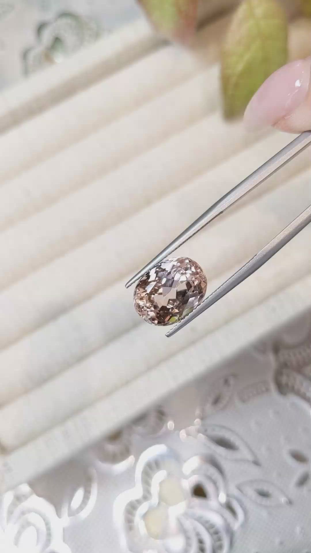 7.99 Ct. Kunzite from Afghanistan Size Video