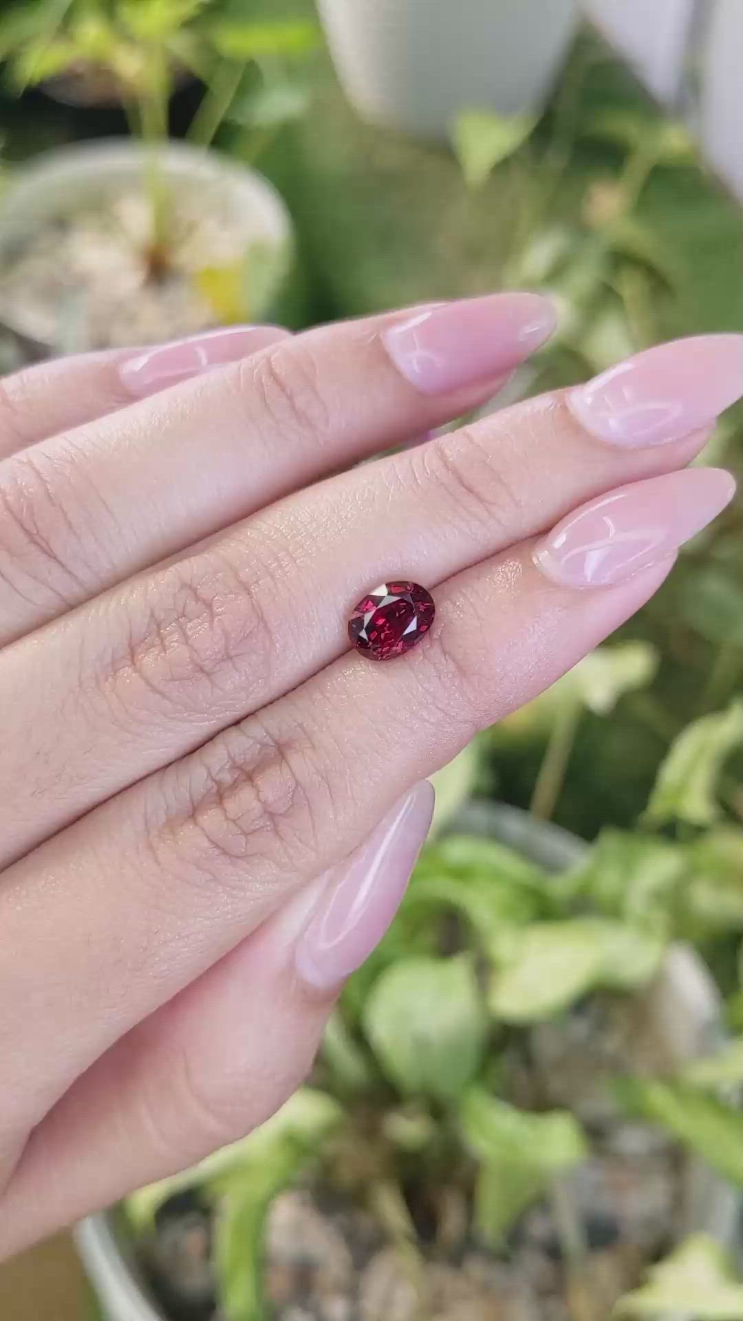 2.22 Ct. Garnet from Ceylon (Sri Lanka) Size Video