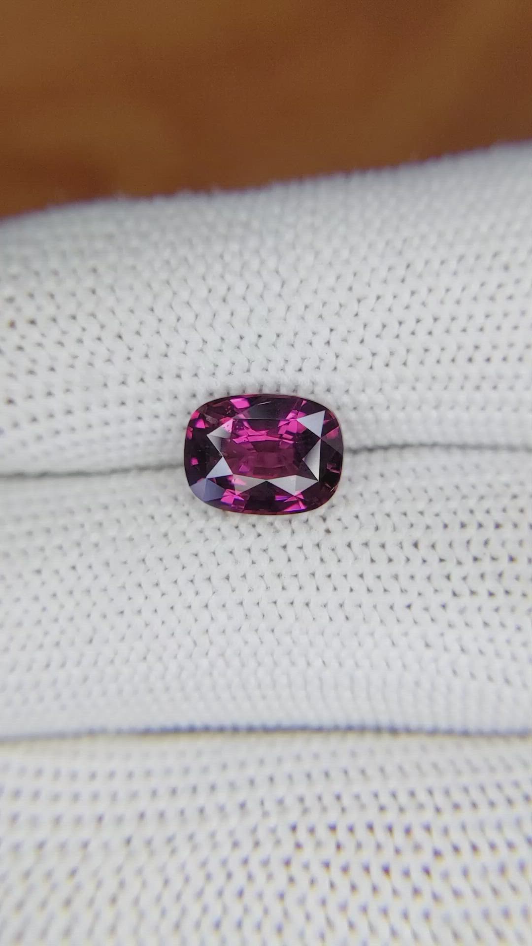 2.92 Ct. Rhodolite Garnet from Ceylon (Sri Lanka) Size Video
