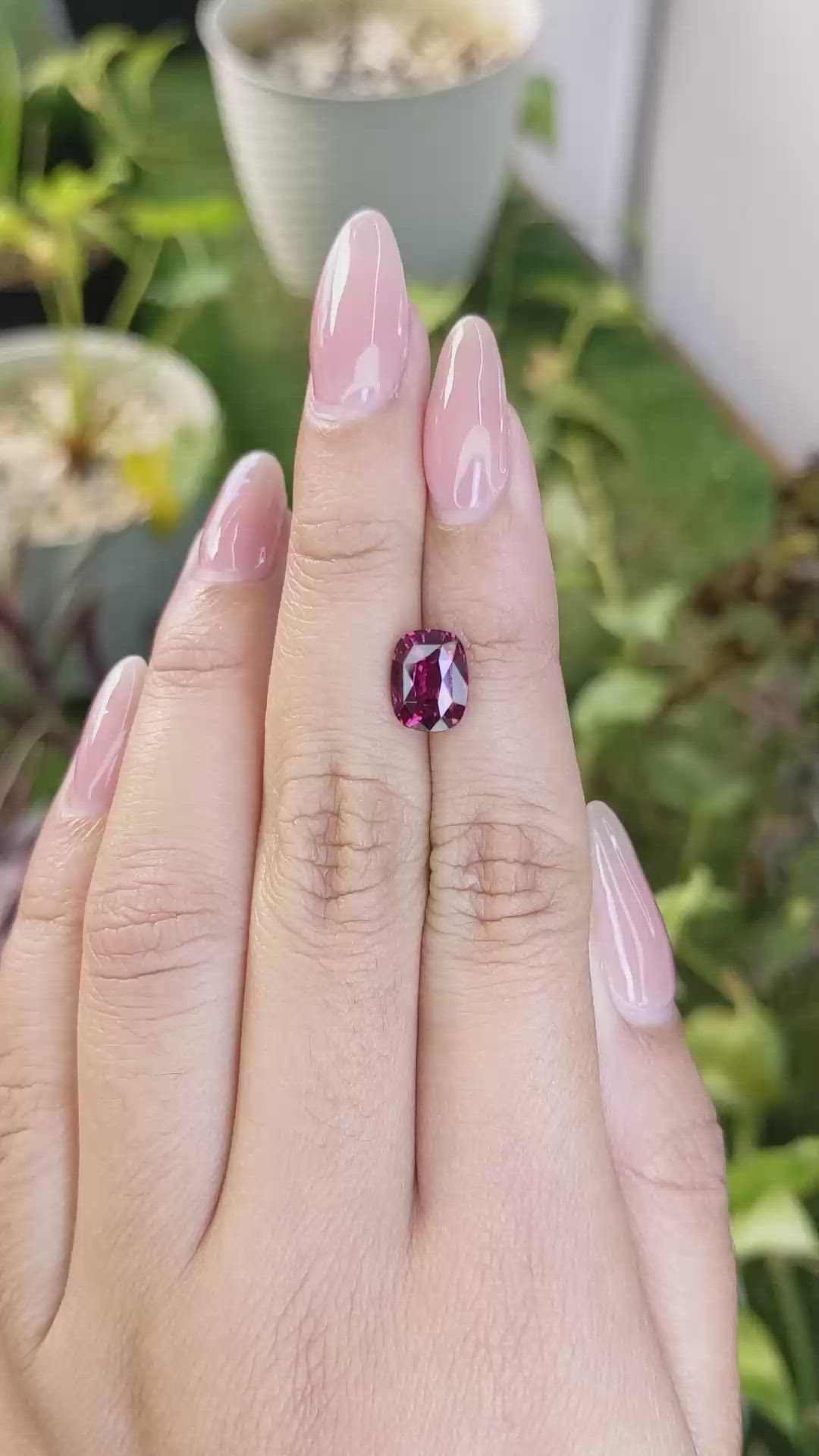 2.92 Ct. Rhodolite Garnet from Ceylon (Sri Lanka) Size Video