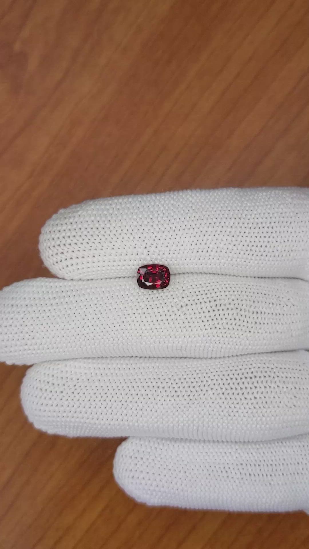 1.15 Ct. Garnet from Ceylon (Sri Lanka) Size Video