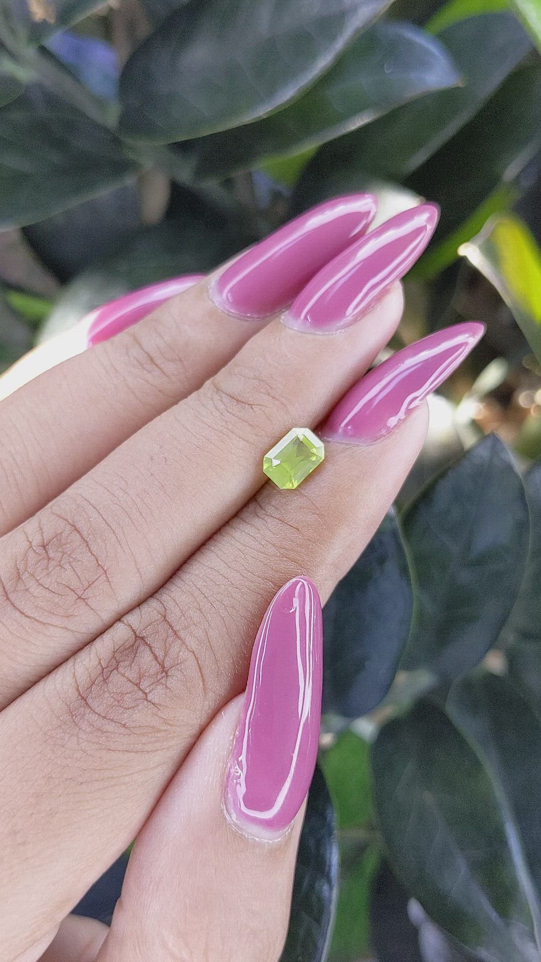 1.00 Ct. Chrysoberyl from Ceylon (Sri Lanka) Size Video