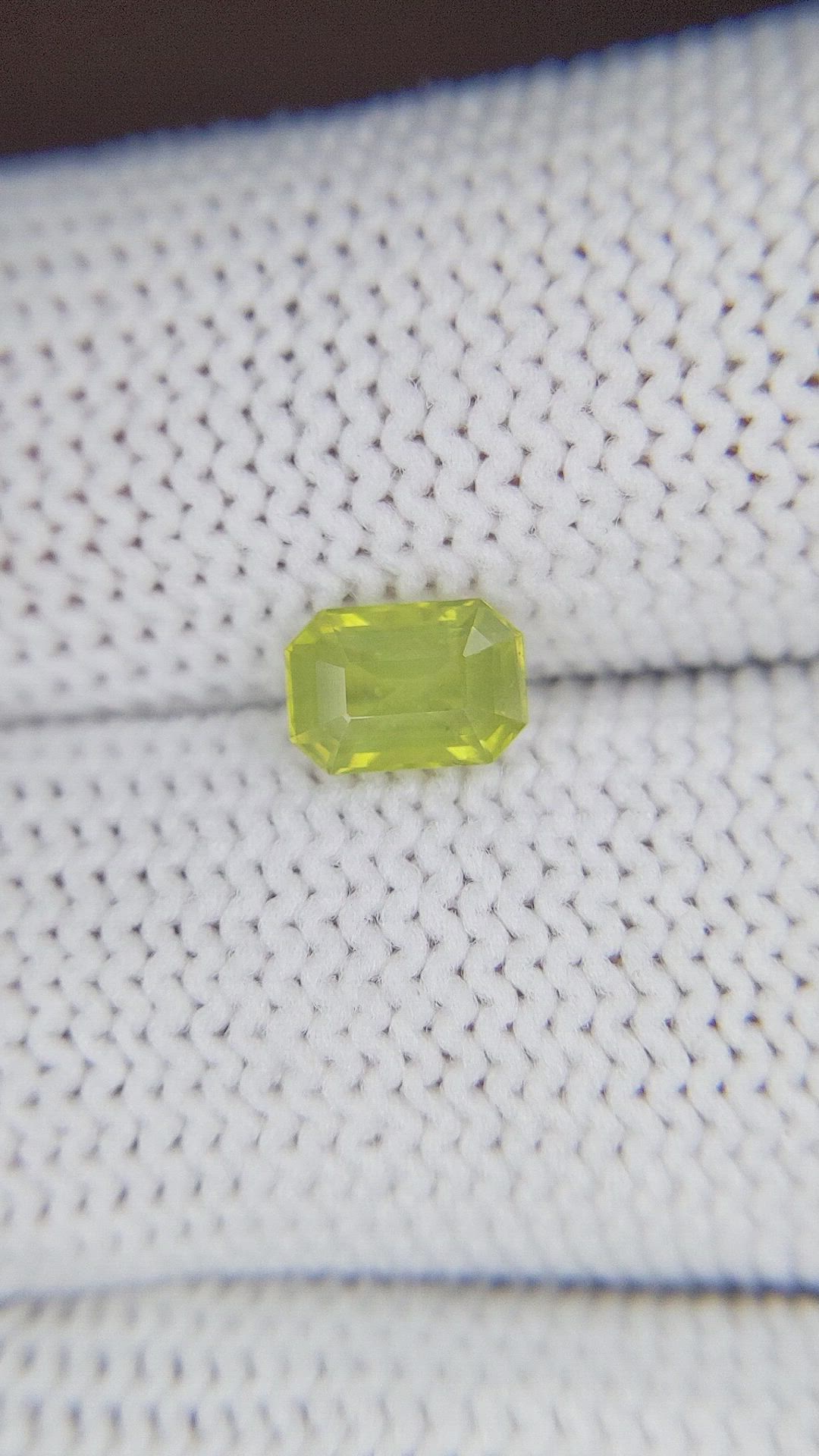 1.00 Ct. Chrysoberyl from Ceylon (Sri Lanka) Size Video