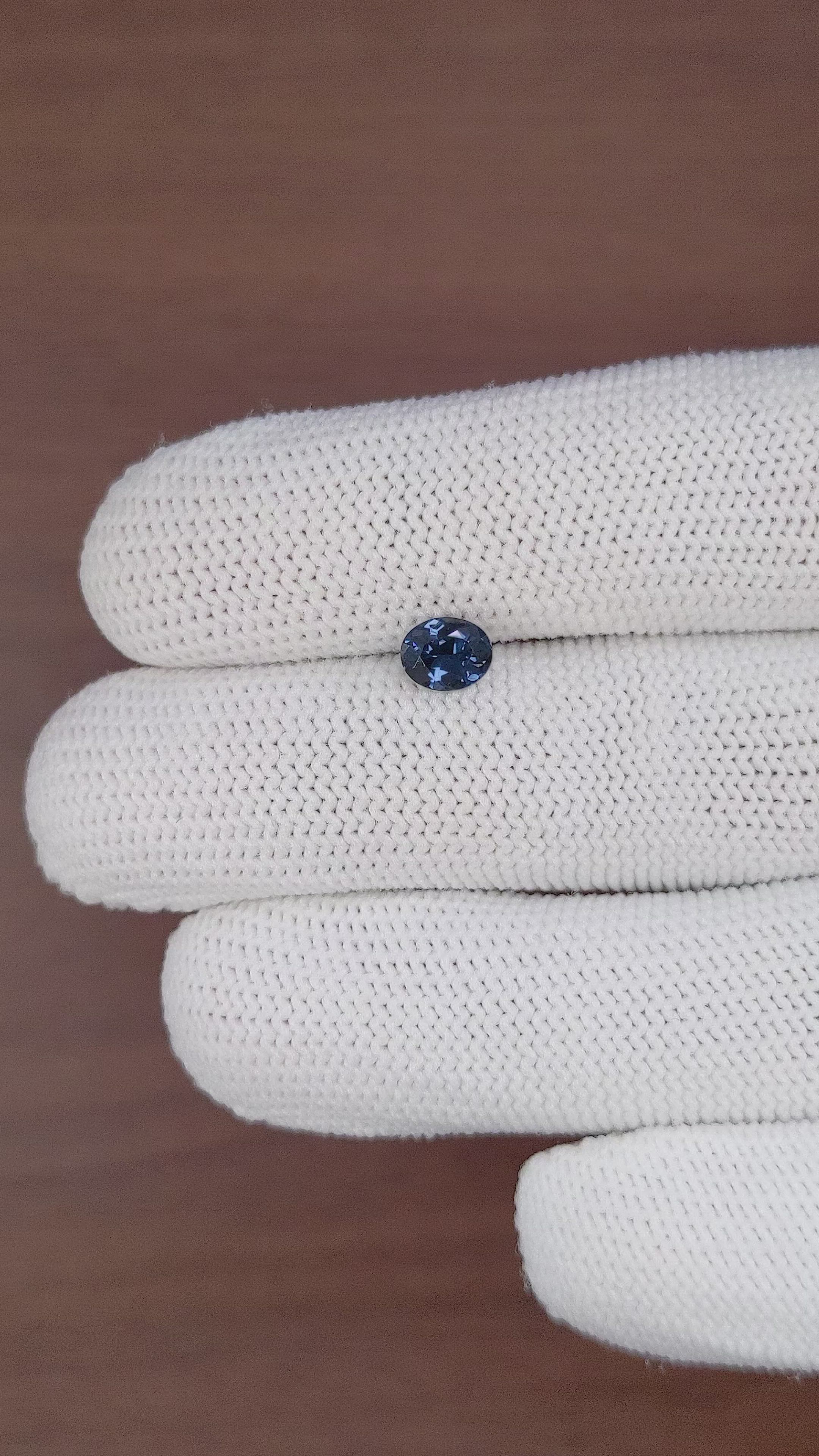 0.85 Ct. Spinel from Ceylon (Sri Lanka) Size Video