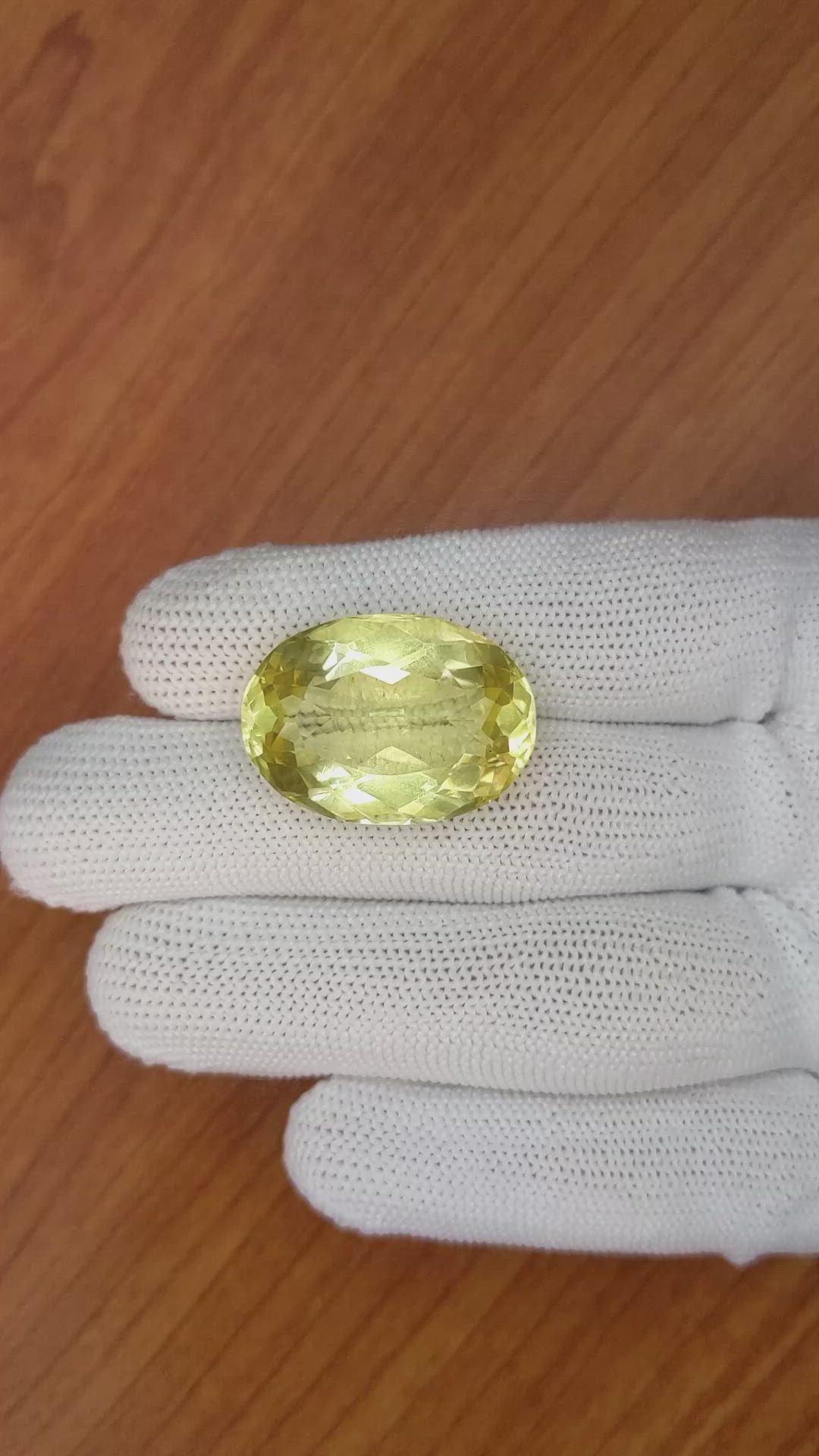 31.39 Ct. Quartz from Brazil Size Video