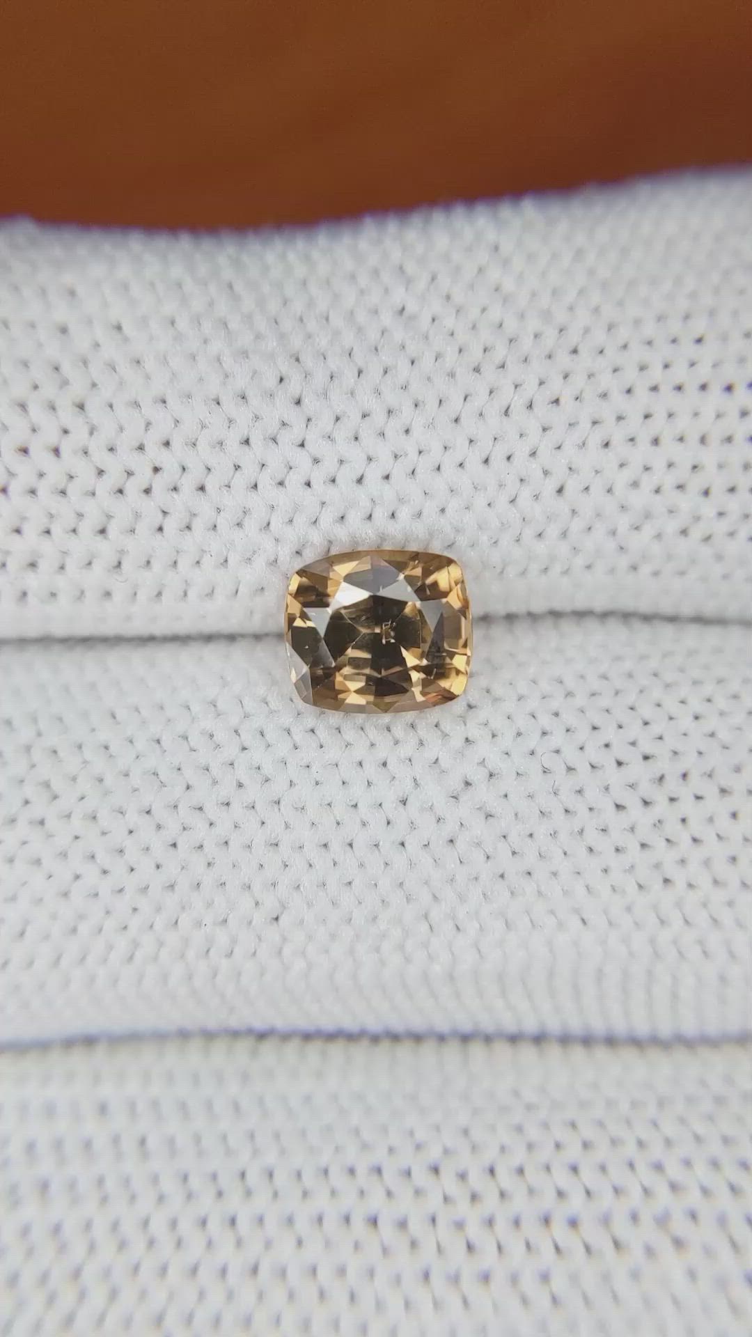 2.25 Ct. Zircon from Ceylon (Sri Lanka) Size Video