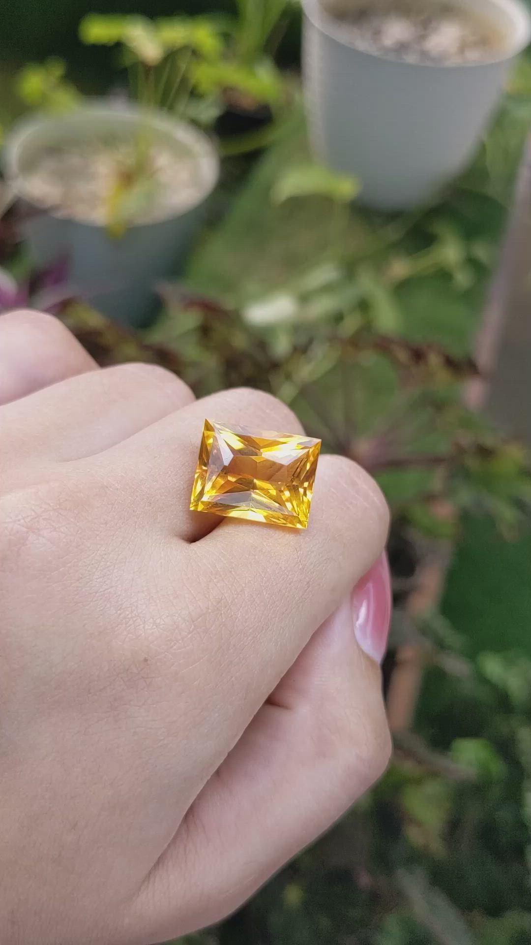 14.30 Ct. Citrine from Ceylon (Sri Lanka) Size Video