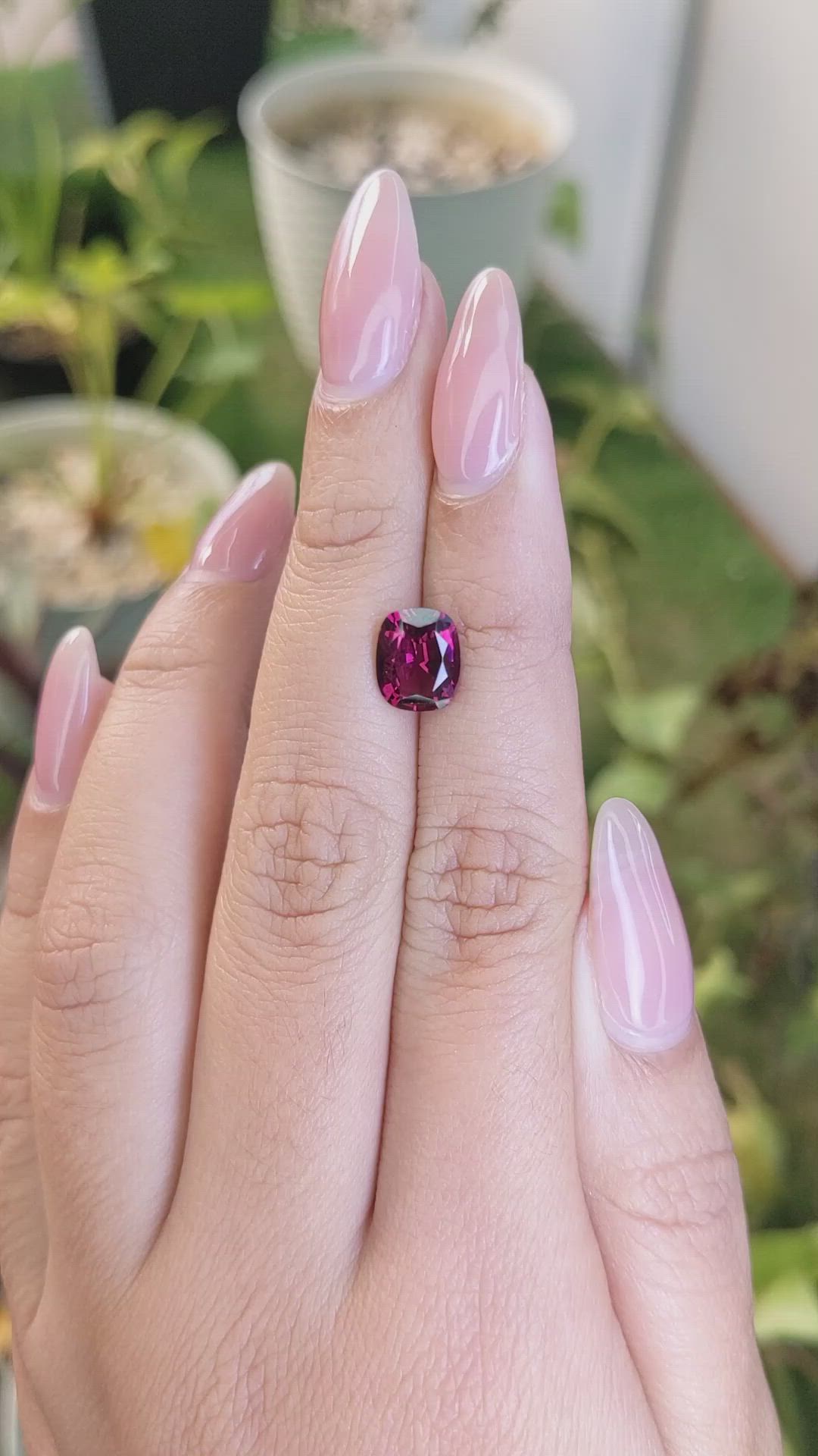 2.10 Ct. Rhodolite Garnet from Ceylon (Sri Lanka) Size Video