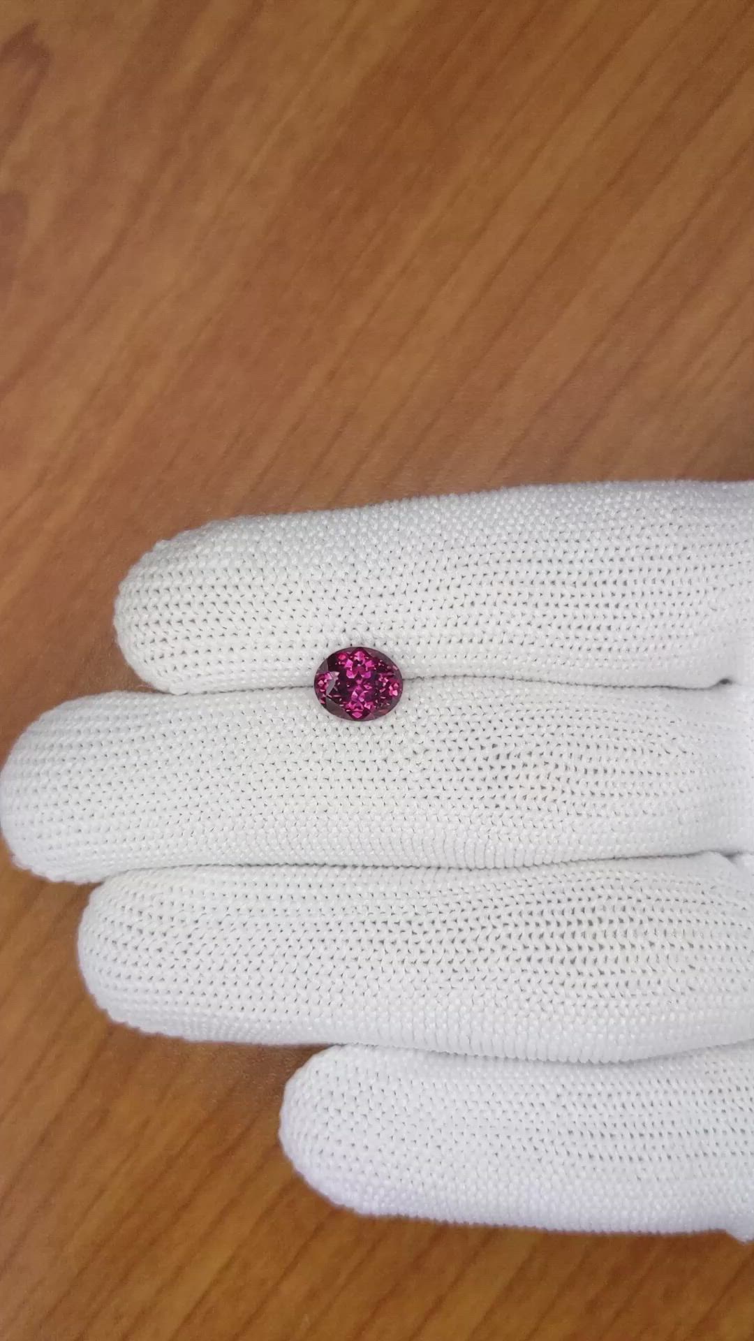 1.91 Ct. Rhodolite Garnet from Ceylon (Sri Lanka) Size Video