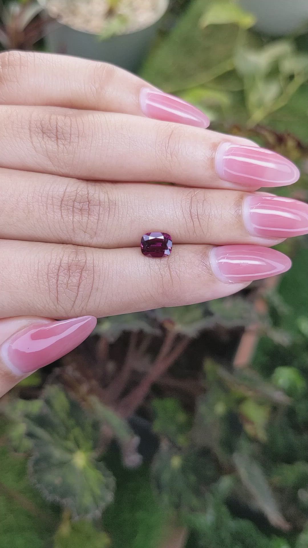 1.38 Ct. Spinel from Ceylon (Sri Lanka) Size Video