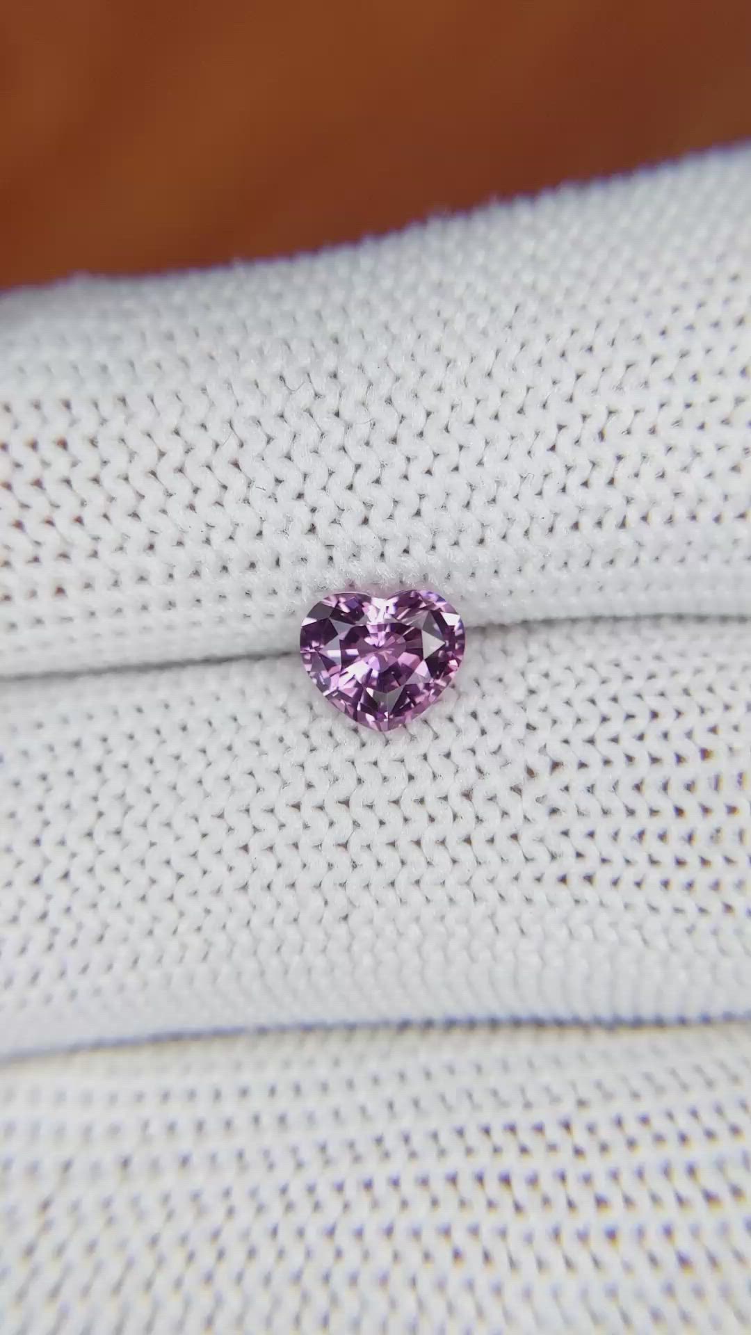 0.95 Ct. Spinel from Ceylon (Sri Lanka) Size Video