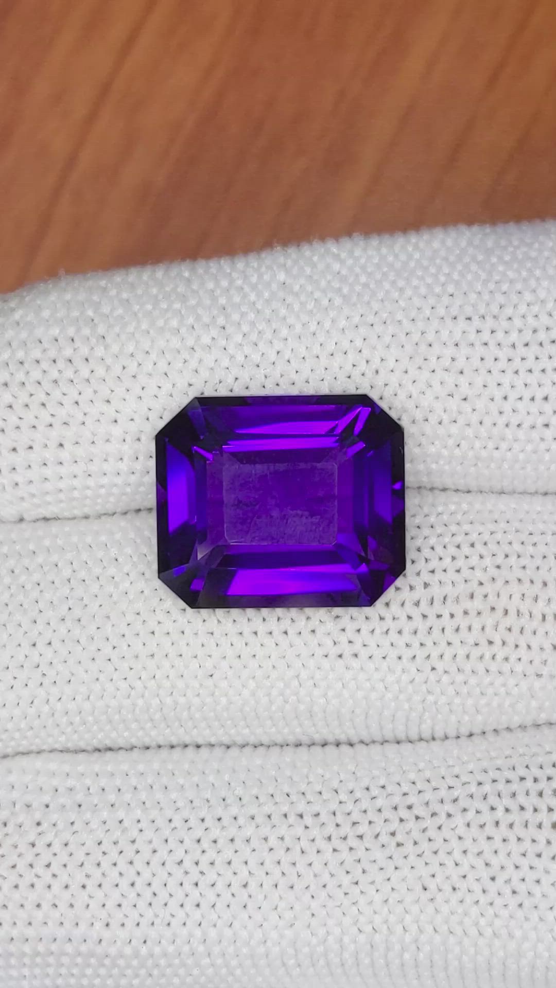 13.84 Ct. Amethyst from Ceylon (Sri Lanka) Size Video