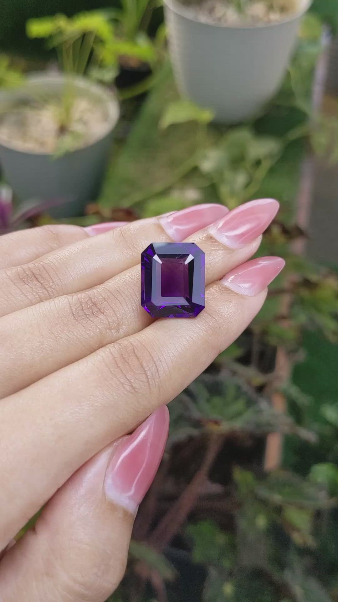 13.84 Ct. Amethyst from Ceylon (Sri Lanka) Size Video