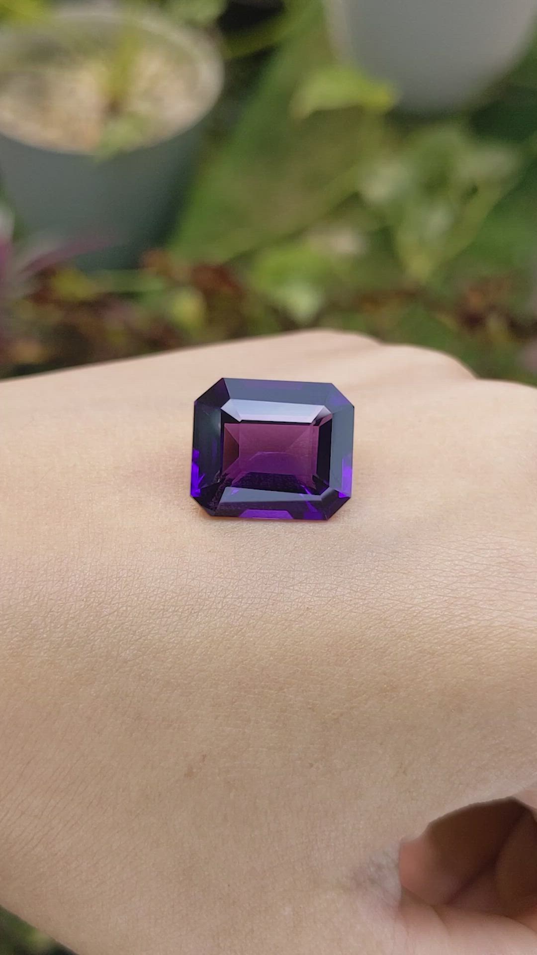 13.84 Ct. Amethyst from Ceylon (Sri Lanka) Size Video