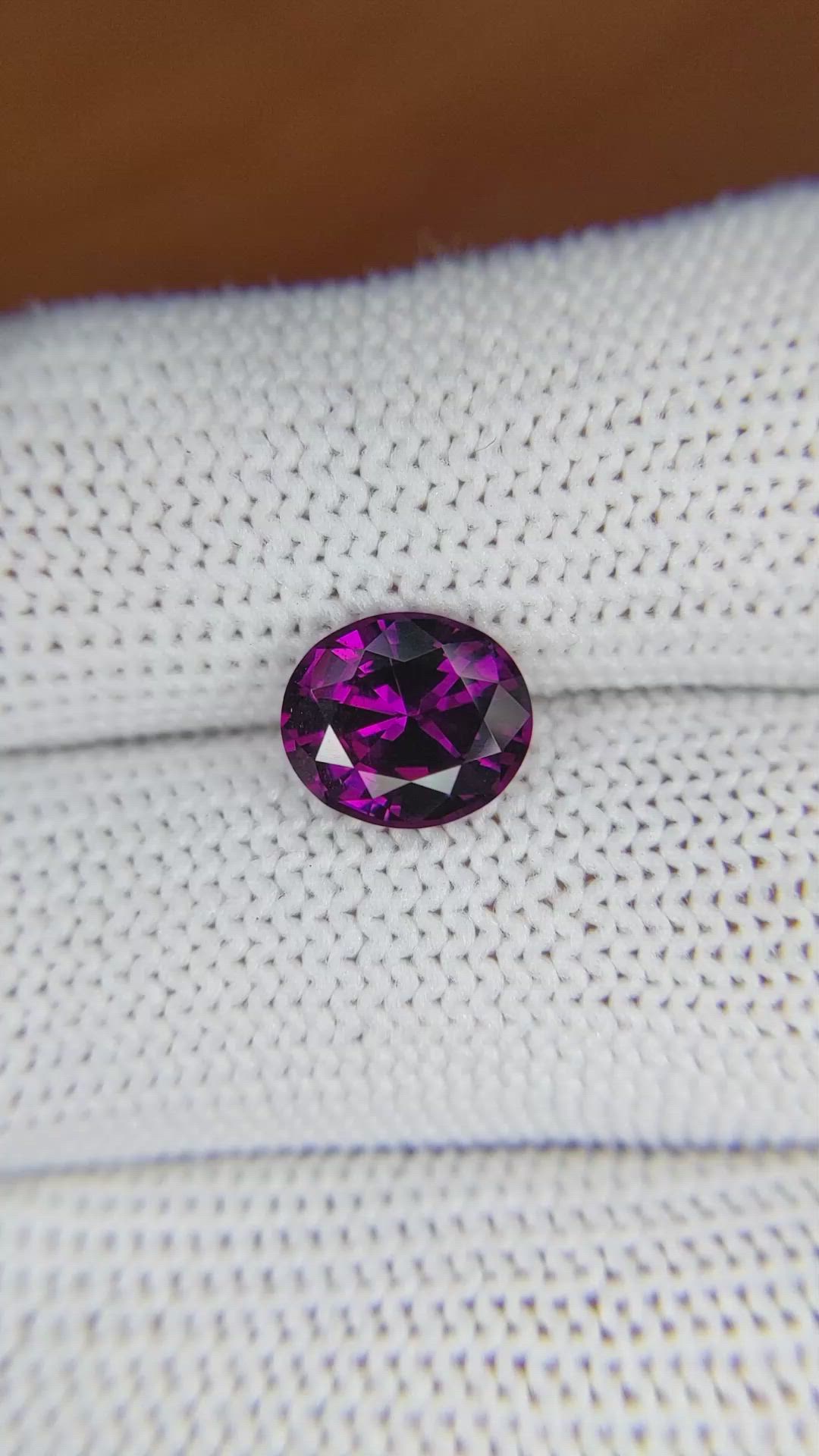 2.63 Ct. Garnet from Ceylon (Sri Lanka) Size Video