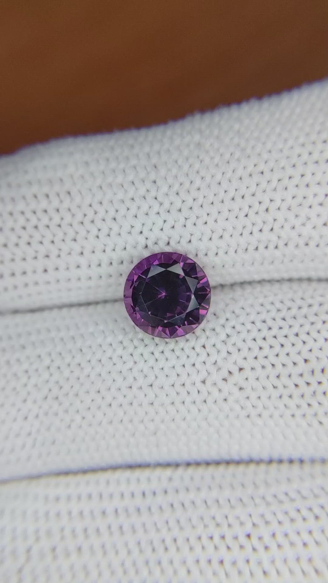 2.64 Ct. Spinel from Ceylon (Sri Lanka) Size Video