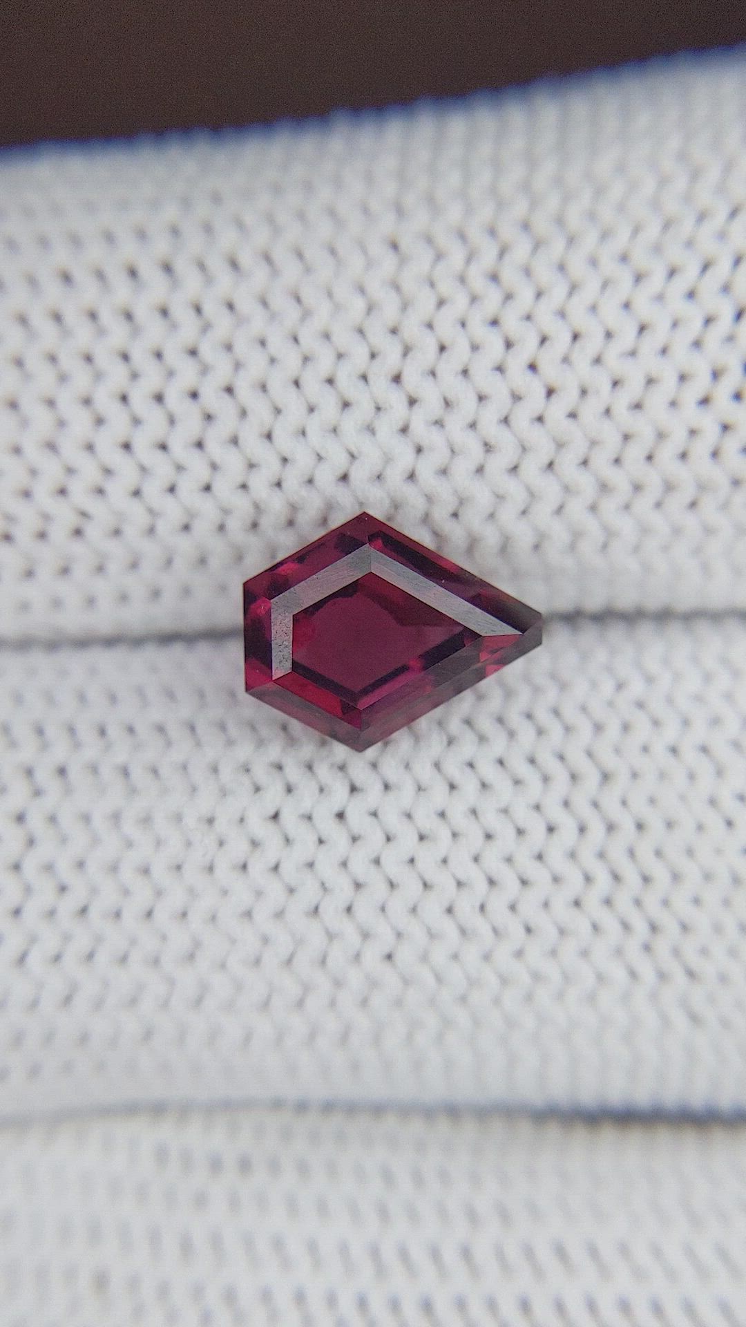 2.95 Ct. Spinel from Madagascar Size Video