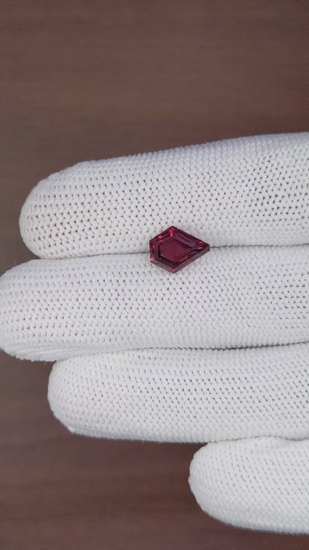 2.95 Ct. Spinel from Madagascar Size Video