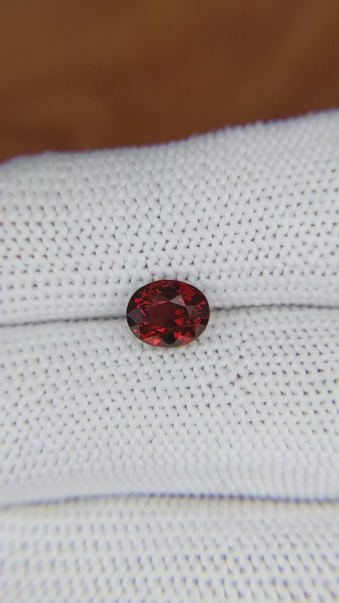 1.68 Ct. White Opal from Ceylon (Sri Lanka) Size Video