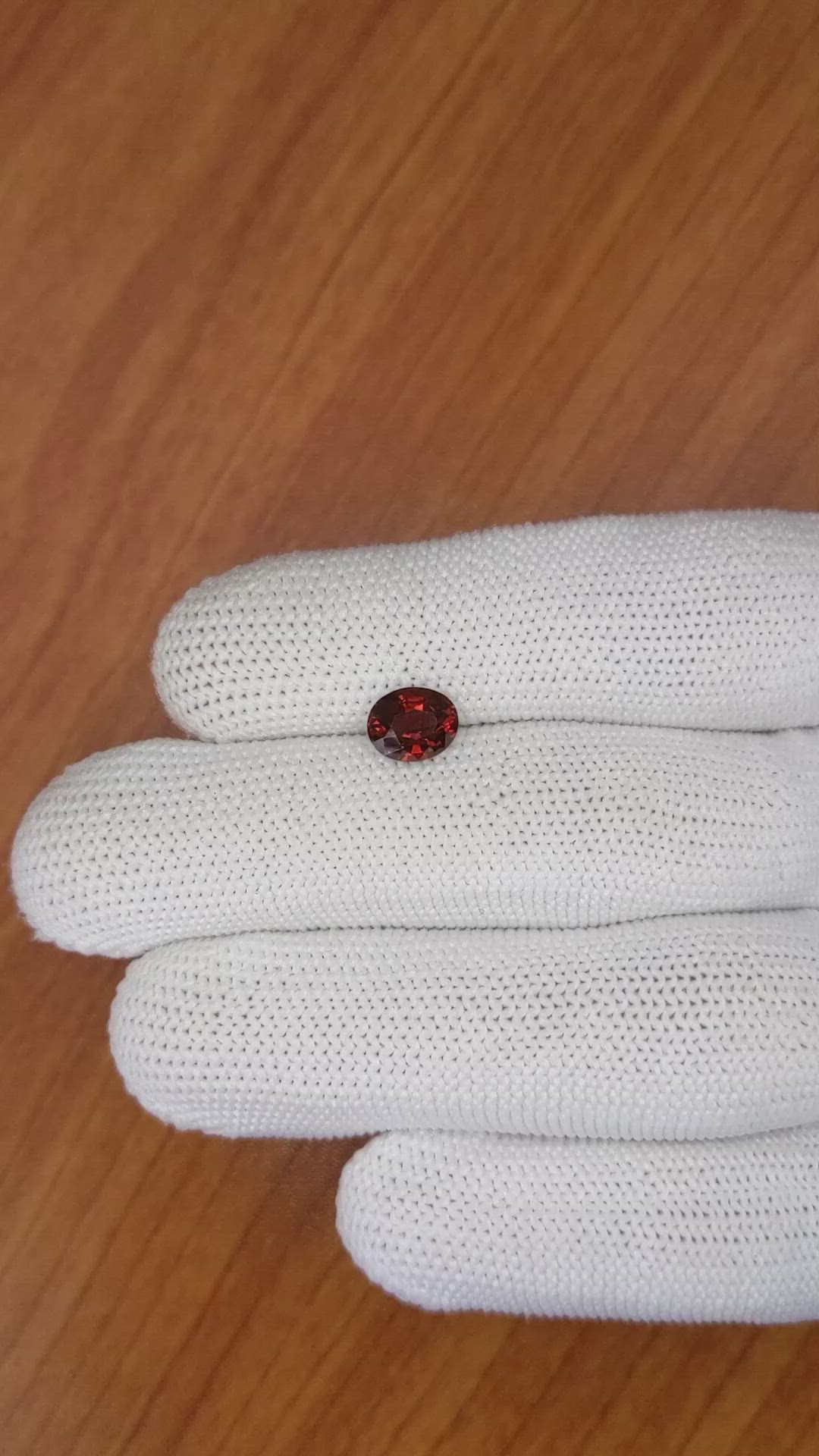 1.68 Ct. White Opal from Ceylon (Sri Lanka) Size Video