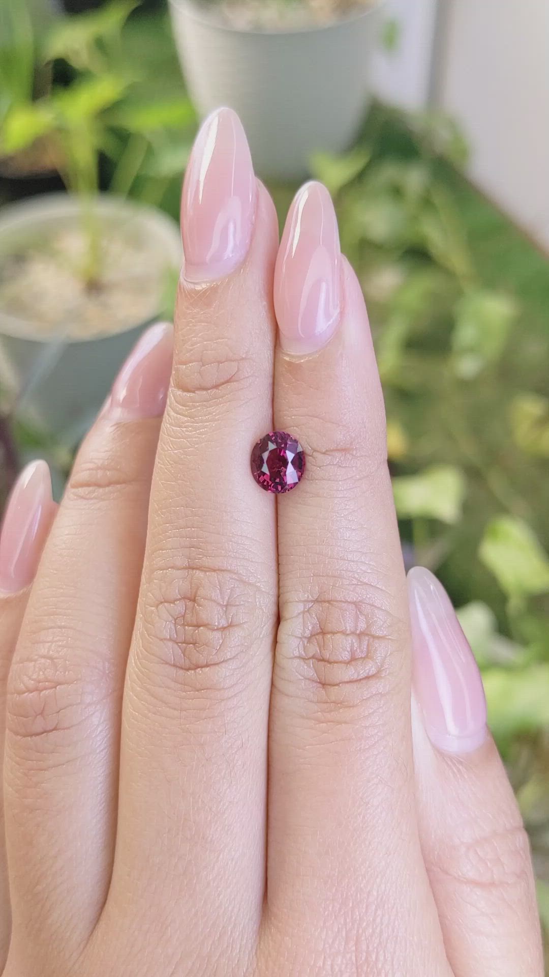 1.34 Ct. White Opal from Ceylon (Sri Lanka) Size Video