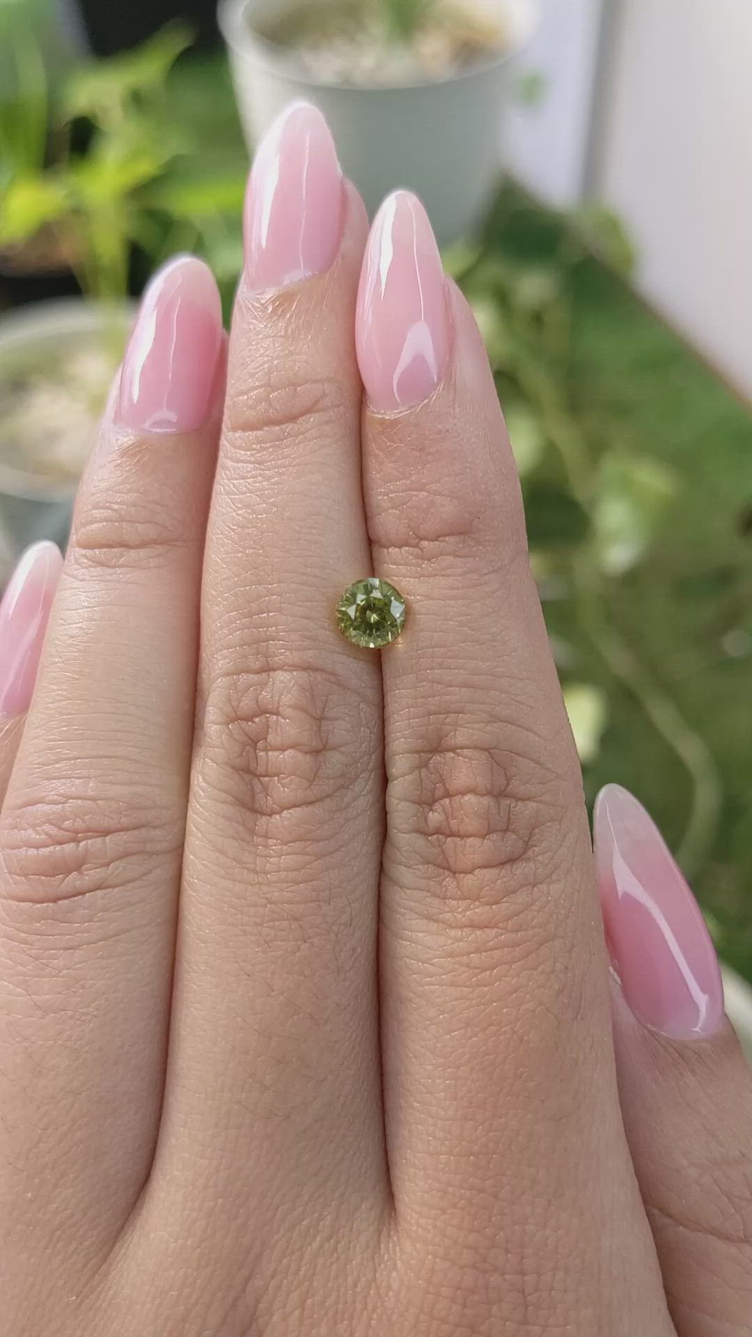 1.03 Ct. White Opal from Ceylon (Sri Lanka) Size Video