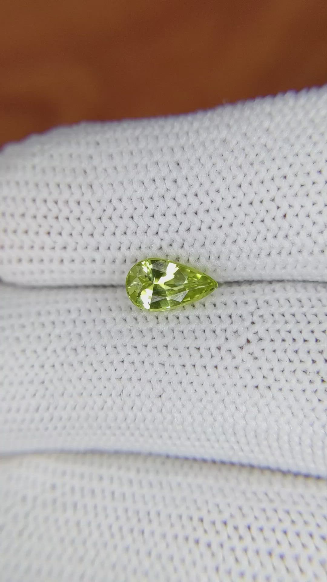 1.03 Ct. White Opal from Ceylon (Sri Lanka) Size Video