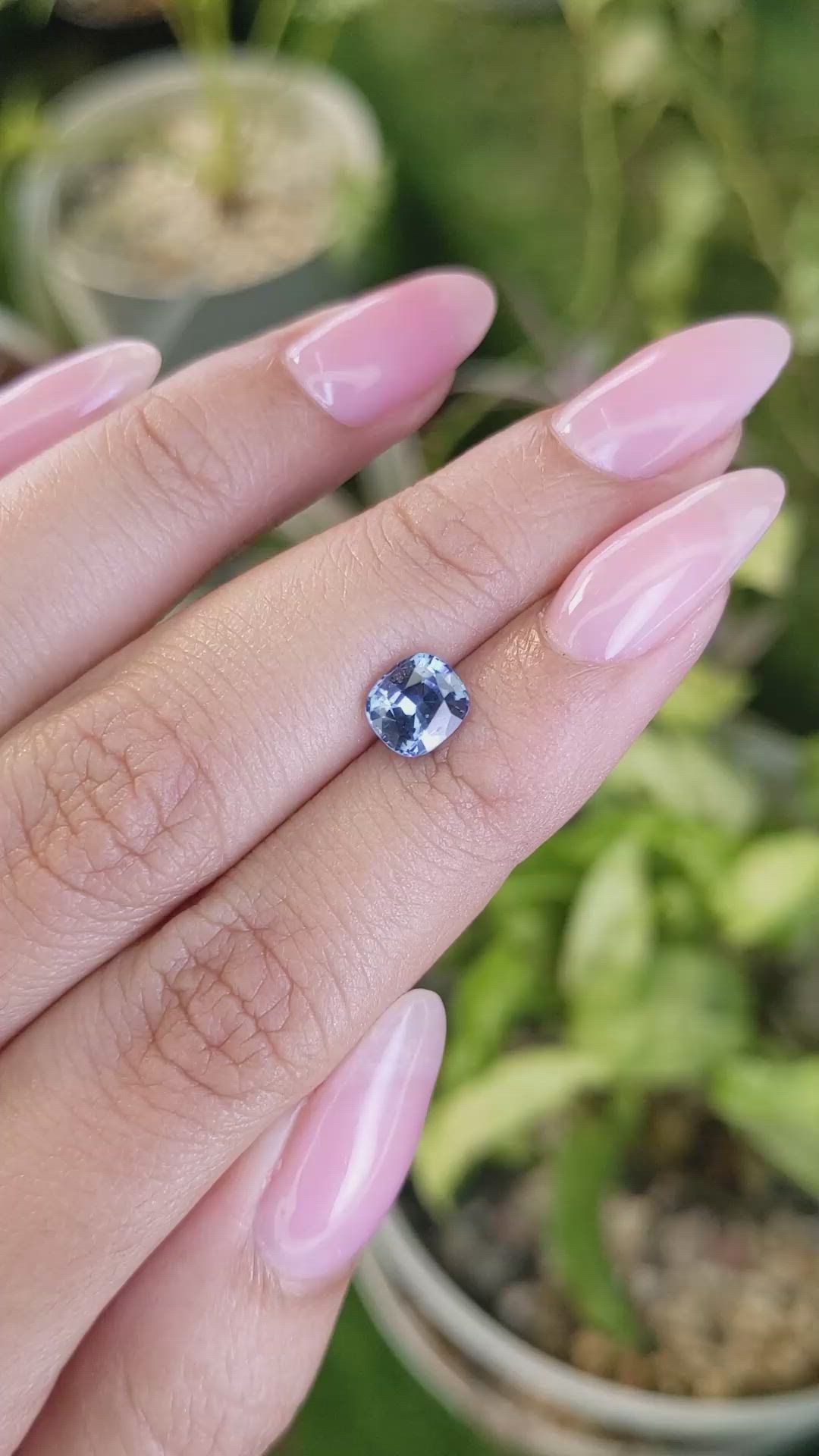 1.35 Ct. White Opal from Ceylon (Sri Lanka) Size Video