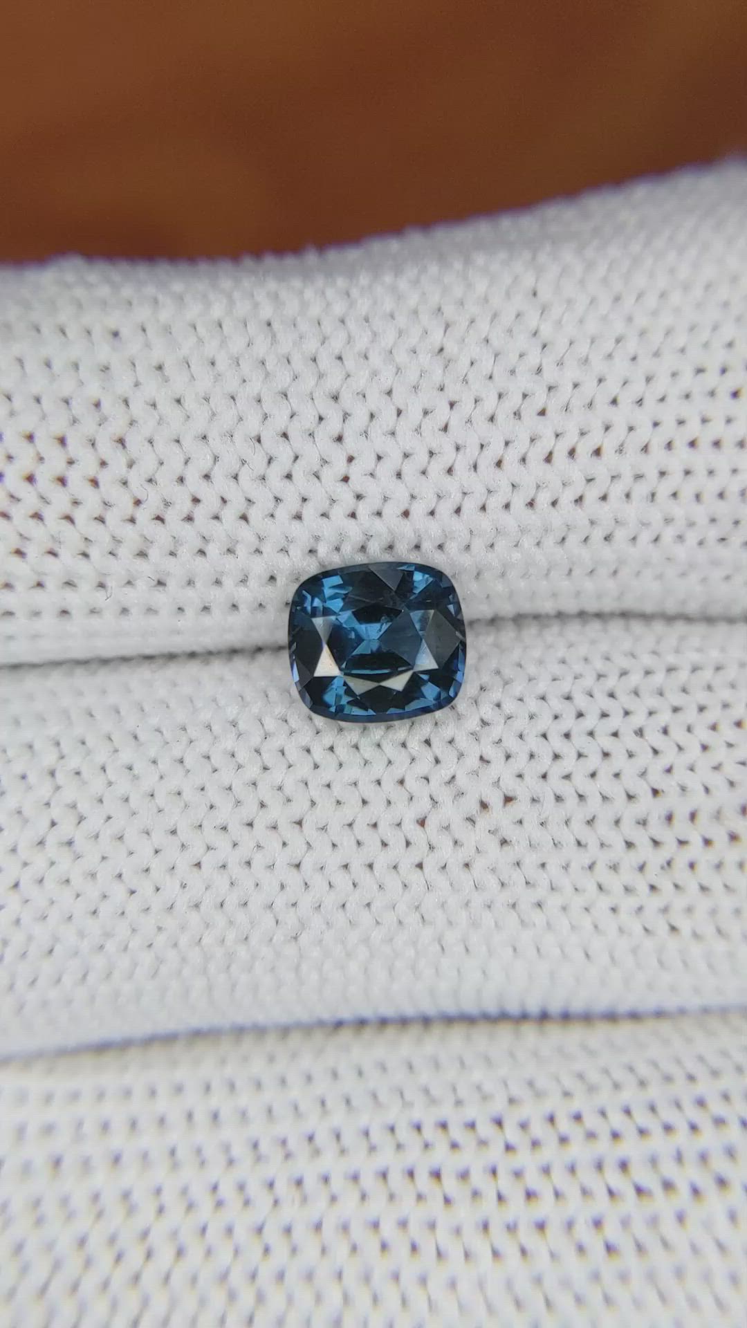 1.63 Ct. Spinel from Ceylon (Sri Lanka) Size Video