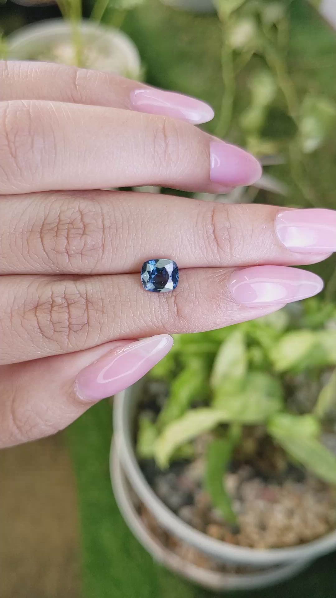 1.63 Ct. Spinel from Ceylon (Sri Lanka) Size Video