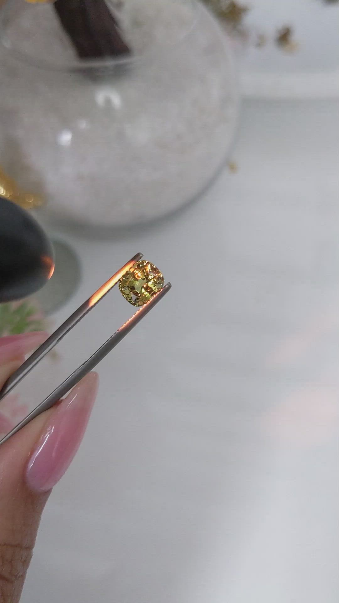 2.04 Ct. Alexandrite from Ceylon (Sri Lanka) Size Video