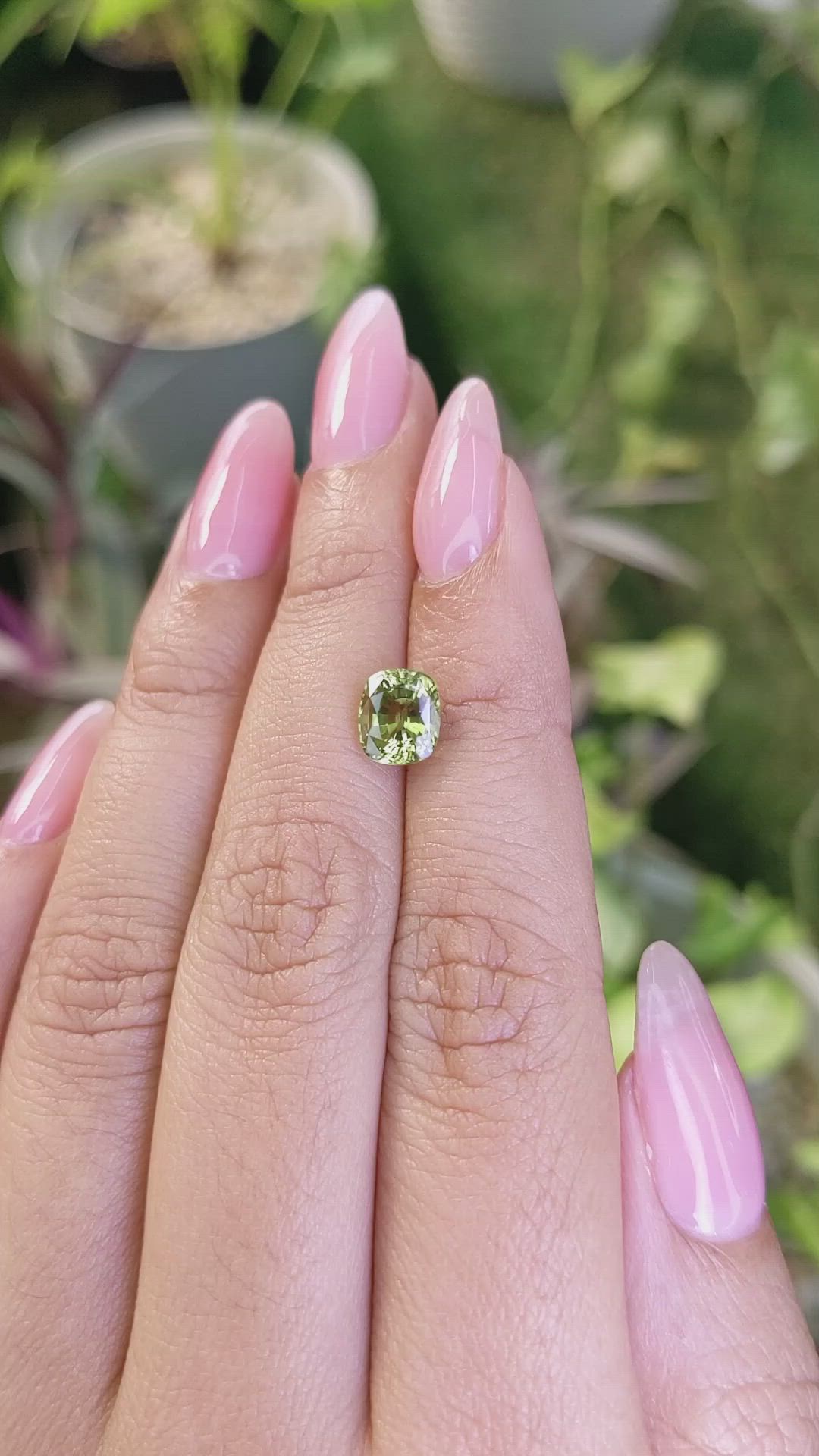 2.04 Ct. Alexandrite from Ceylon (Sri Lanka) Size Video