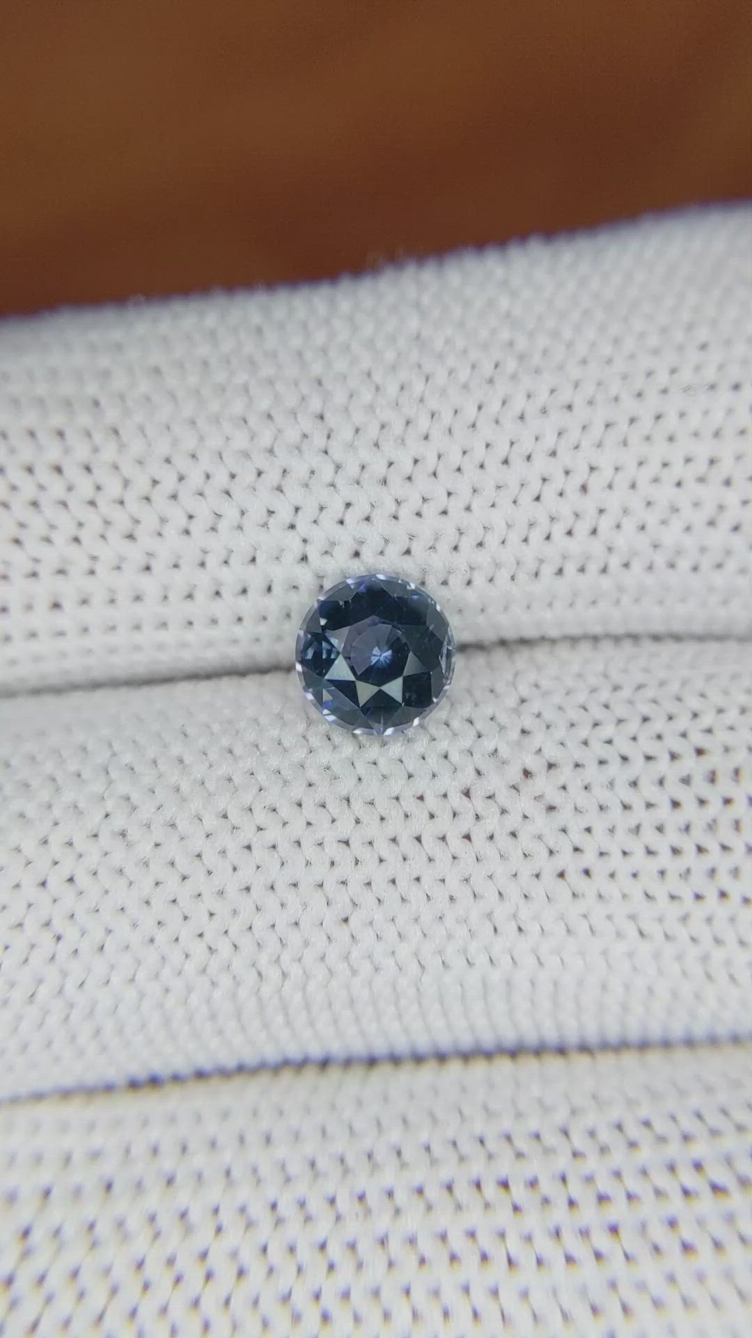 1.30 Ct. Spinel from Ceylon (Sri Lanka) Size Video