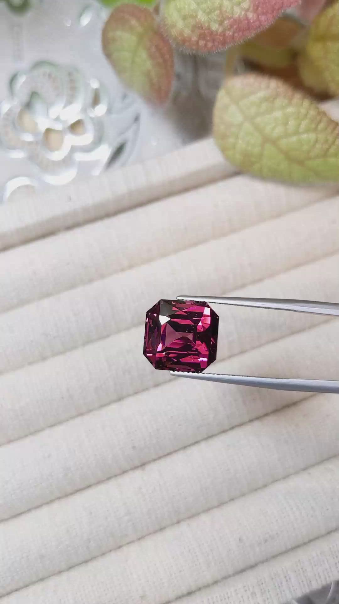 13.71 Ct. Garnet Size Video