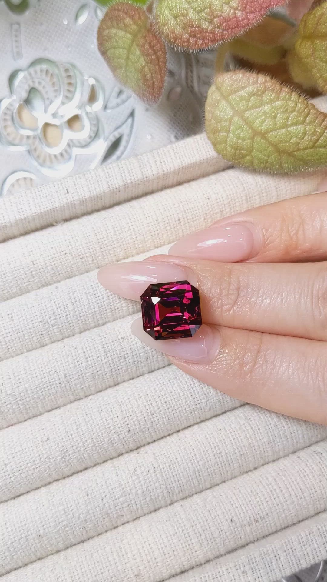 13.71 Ct. Garnet Size Video