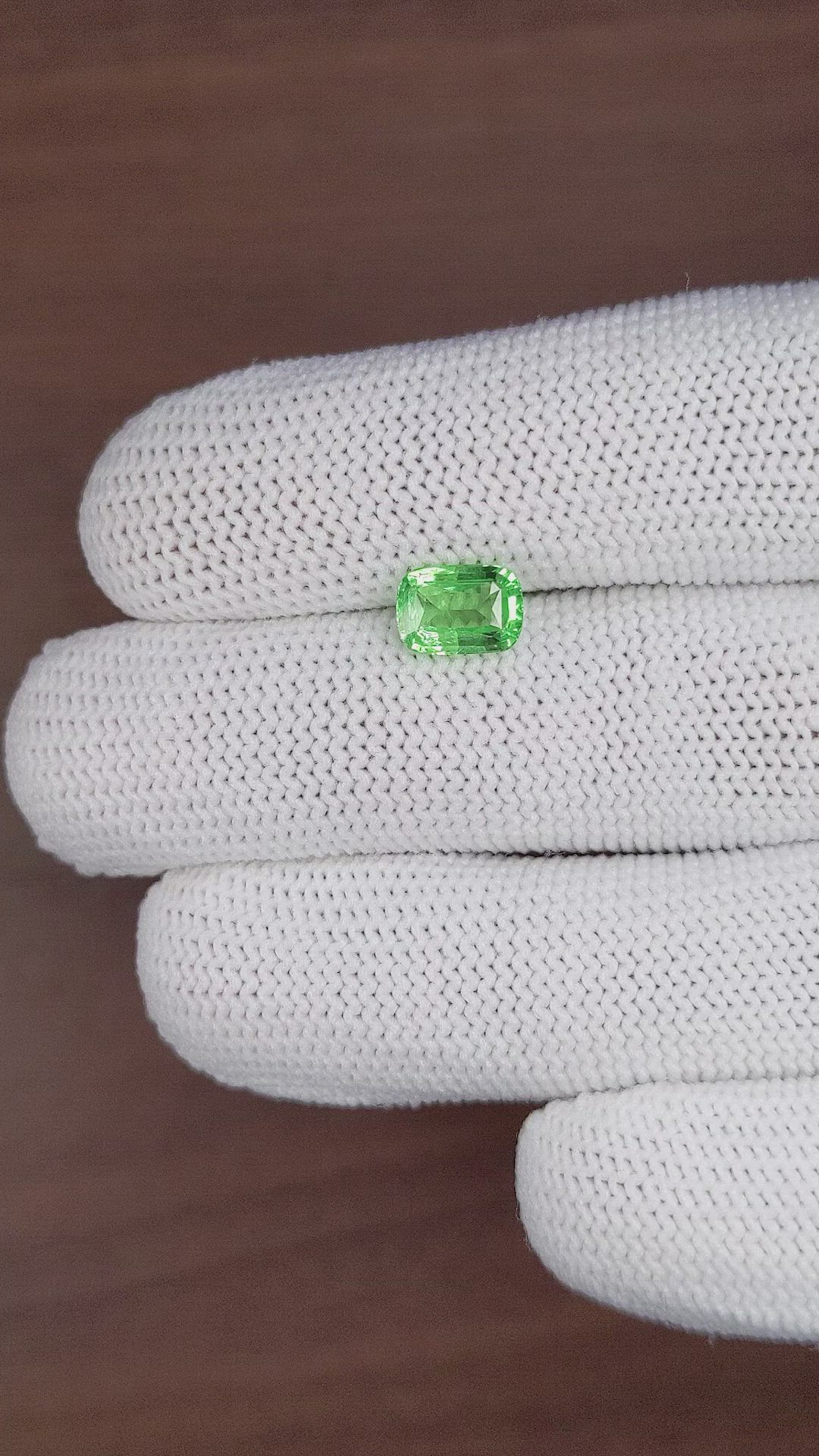 1.56 Ct. Tsavorite Garnet from Tanzania Size Video