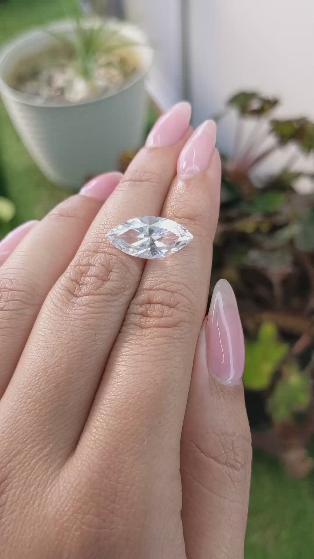 6.23 Ct. Zircon from Ceylon (Sri Lanka) Size Video