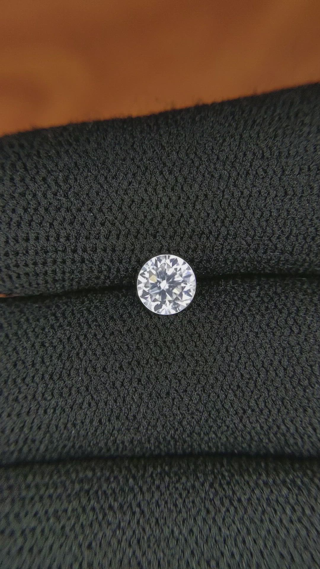 1.01 Ct. Zircon from Ceylon (Sri Lanka) Size Video