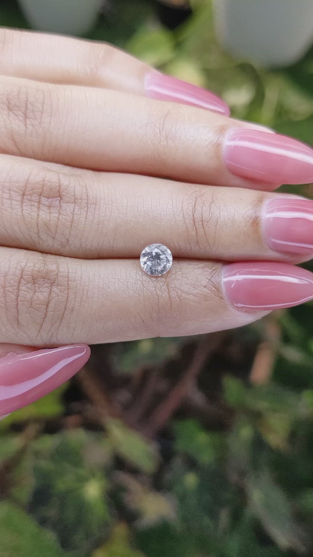 1.01 Ct. Zircon from Ceylon (Sri Lanka) Size Video