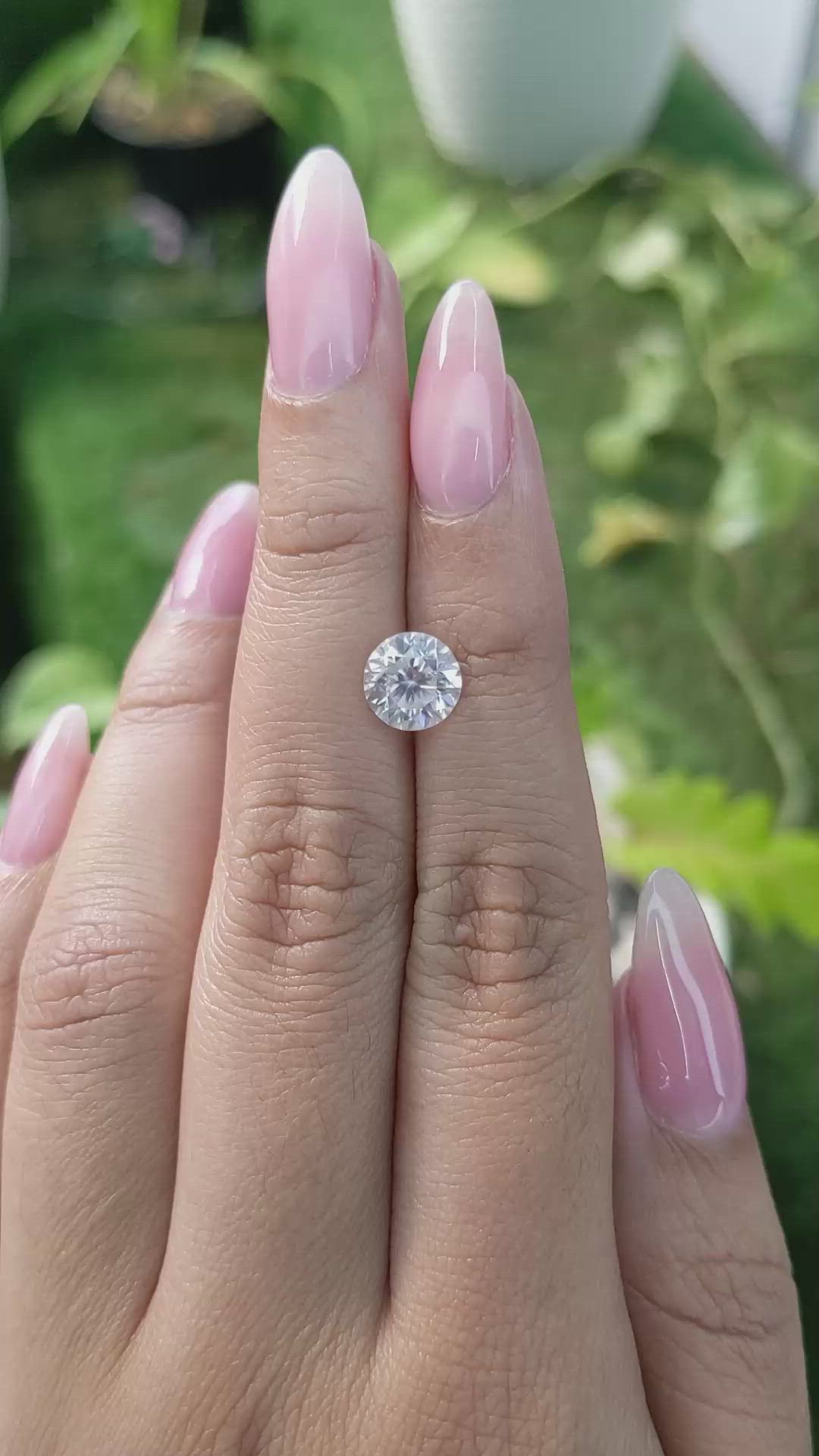 2.48 Ct. Zircon from Ceylon (Sri Lanka) Size Video