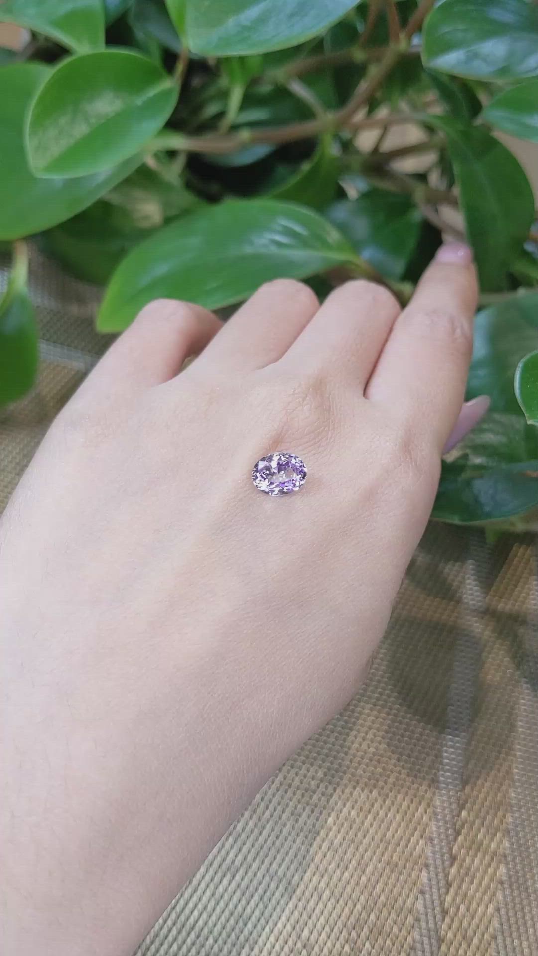 2.20 Ct. Spinel from Ceylon (Sri Lanka) Size Video